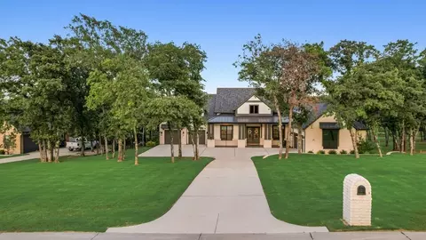 570 Prairie Timber Rd, Burleson, TX 76028