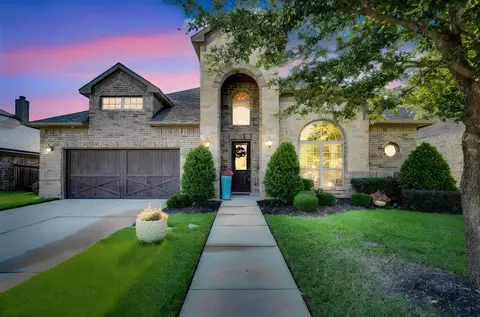 410 Salt Cedar Dr, Midlothian, TX 76065