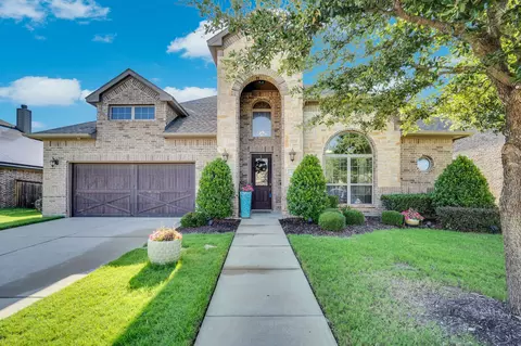 410 Salt Cedar Dr, Midlothian, TX 76065