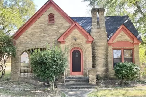 437 Jeffersons St, Pittsburg, TX 75686