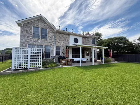 100 Rolling Rock Dr, Trophy Club, TX 76262
