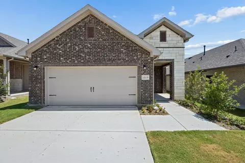 1019 Handel Rd, Forney, TX 75126