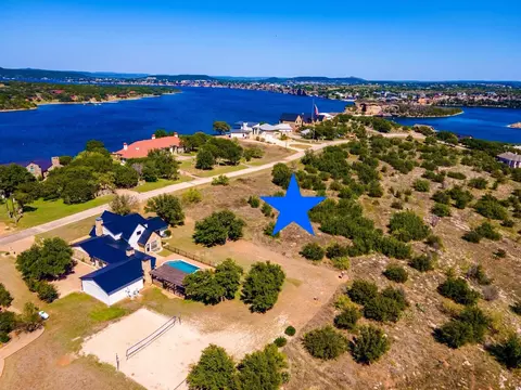 6048 Hells Gate Loop, Possum Kingdom Lake, TX 76475 photo 3