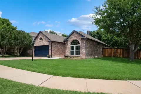 6700 Huntly Dr, Plano, TX 75023