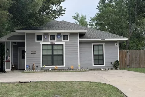 1305 E 6th Ave, Corsicana, TX 75110