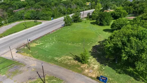 4528 Rolling Hills Dr, Fort Worth, TX 76119