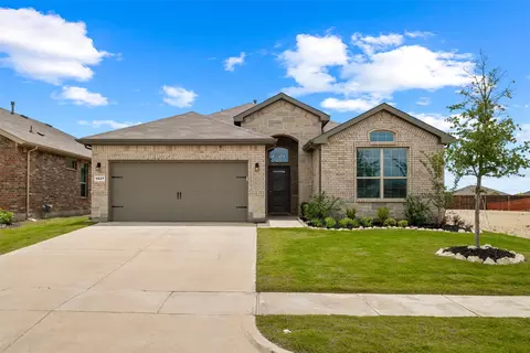 1927 Jackson St, Cleburne, TX 76033