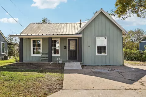 314 Greenwood St, Terrell, TX 75160