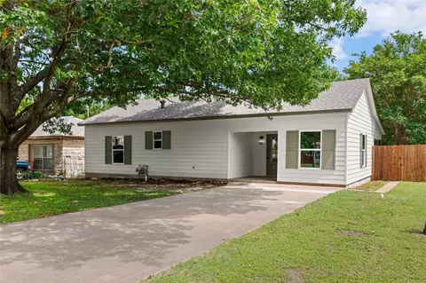 502 W 6th St, Mcgregor, TX 76657