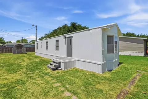 902 Flamingo, Granbury, TX 76049