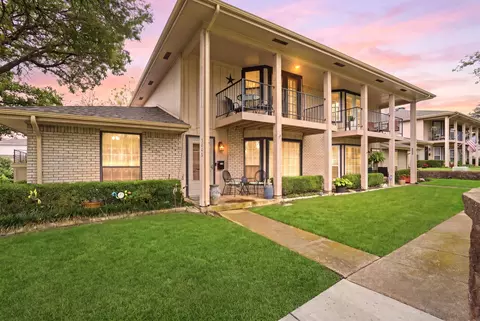 5860 Marina Dr #24, Garland, TX 75043