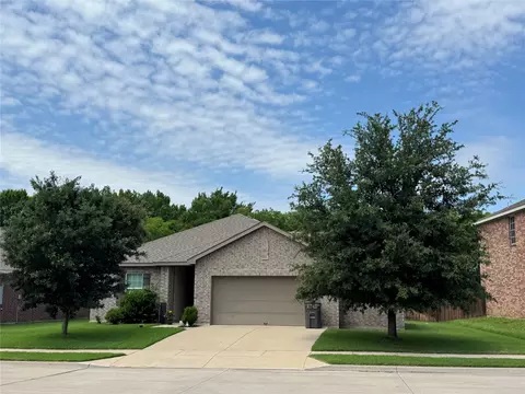2209 Cinnamon Springs Rd, Glenn Heights, TX 75154