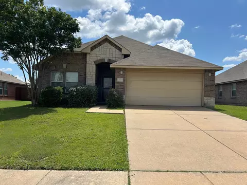 302 Azalea Dr, Fate, TX 75087