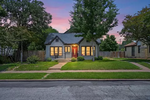 3319 Irwindell Blvd, Dallas, TX 75211