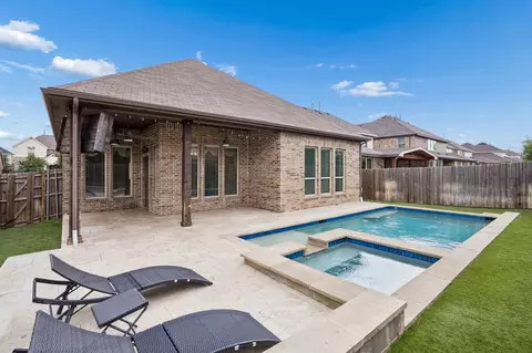 908 Mist Flower Dr, Little Elm, TX 75068