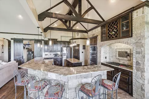 160 Vista Ridge Dr N, Decatur, TX 76234