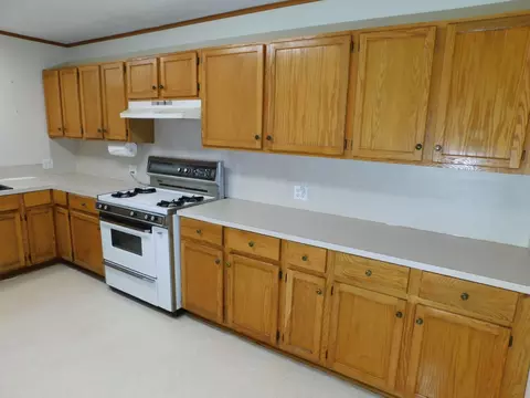 Kitchen - 24044 Highway 157 Hwy, Springhill, LA 71075 photo 1 of 3