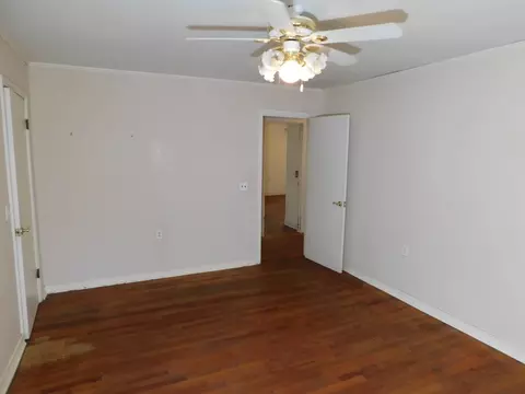 Bedroom - 24044 Highway 157 Hwy, Springhill, LA 71075 photo 2 of 4