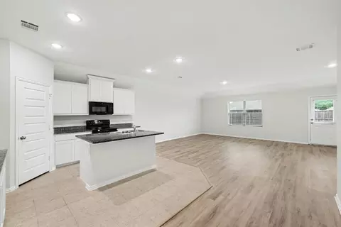 Living - 2404 Atlantic Ave, Anna, TX 75409 photo 1 of 3