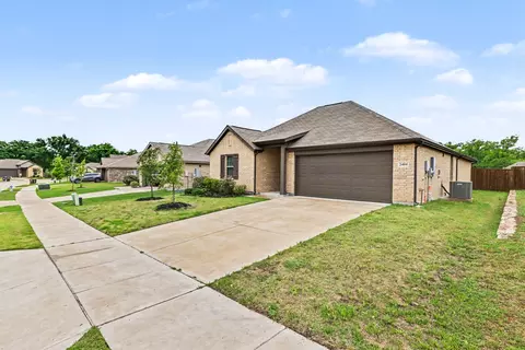Exterior - 2404 Atlantic Ave, Anna, TX 75409 photo 2 of 5