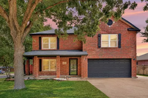 301 Cortland Cir, Roanoke, TX 76262