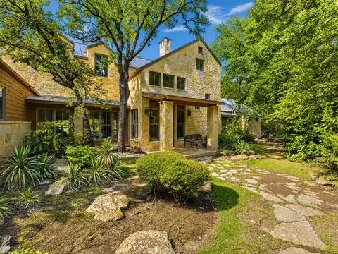 151 Trinity Bluffs Rd, Aledo, TX 76008