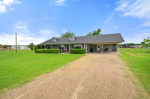 9885 Silver Creek Dr, Scurry, TX 75158