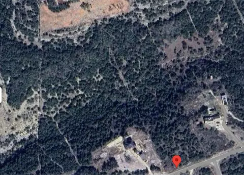 414 County Rd #2723, Mico, TX 78056