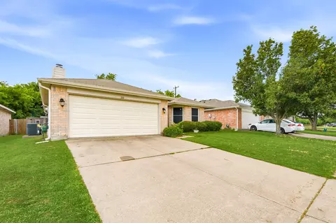 1131 Singletree Dr, Forney, TX 75126