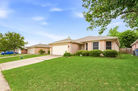 1131 Singletree Dr, Forney, TX 75126