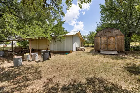 Exterior - 2952 State Hwy 144, Glen Rose, TX 76043 photo 8 of 9