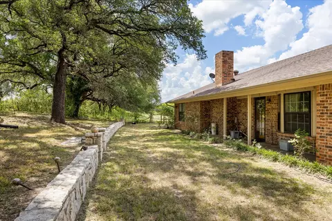 Exterior - 2952 State Hwy 144, Glen Rose, TX 76043 photo 3 of 9