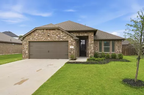 9 Mockingbird Ln, Sanger, TX 76266