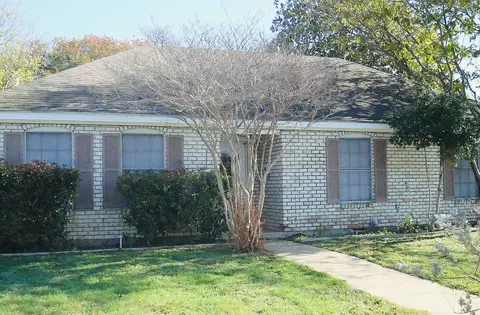 619 Richland Dr, Waco, TX 76710