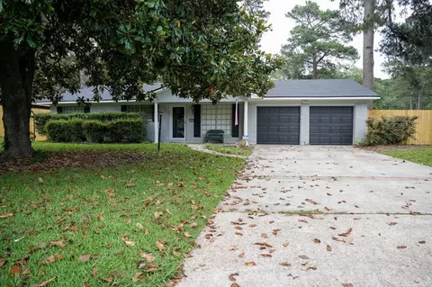 9483 Pitch Pine Dr, Shreveport, LA 71118