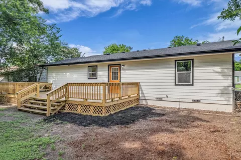 Exterior - 3608 N 26th St, Waco, TX 76708 photo 6 of 9