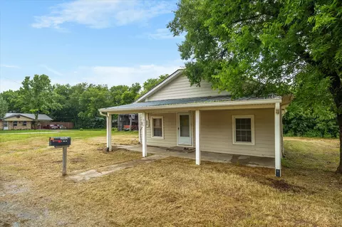 Other - 502 S Elm St, Celeste, TX 75423 photo 2 of 5
