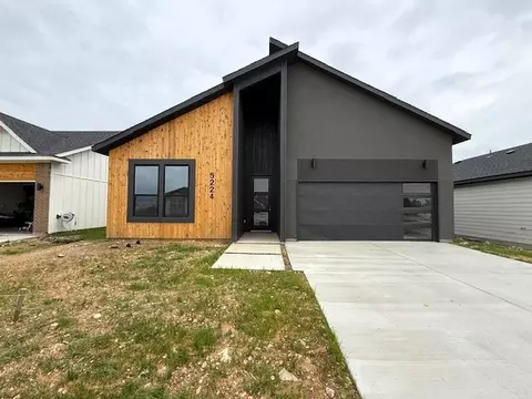 5224 Farnsworth, Fort Worth, TX 76107