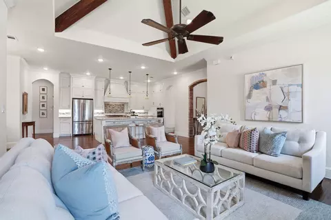 5301 Pradera Ct, Benbrook, TX 76126