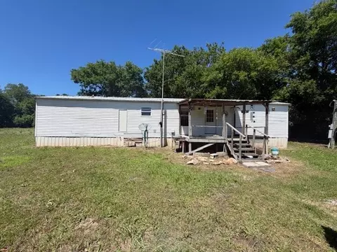 101 12 Harvey St, Annona, TX 75550