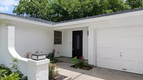 2102 E Timberview Ln, Arlington, TX 76014