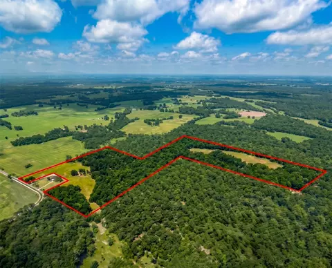 958 County Road 37000, Sumner, TX 75486