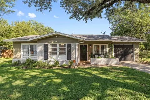 1115 Oakland Dr, Brownwood, TX 76801