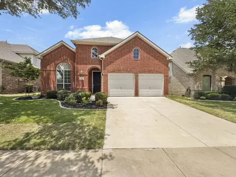 8207 Carter St, Lantana, TX 76226