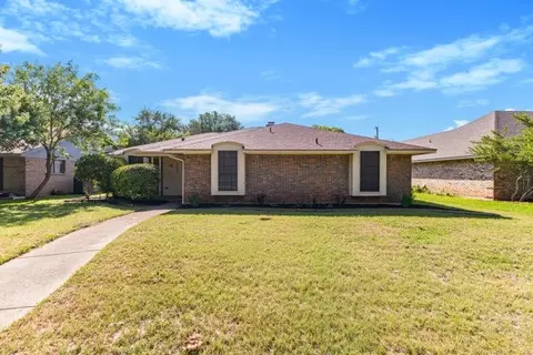 1906 Hillcroft Dr, Duncanville, TX 75137