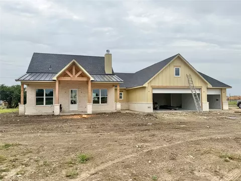 2012 Collin St, Weatherford, TX 76085