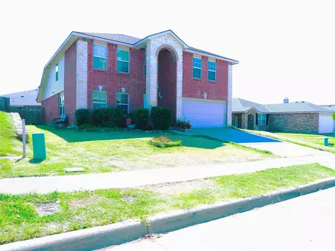 9017 Troy Dr, Fort Worth, TX 76123