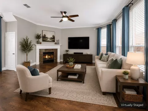 Living - 920 Ethan Rd, Argyle, TX 76226 photo 2 of 4