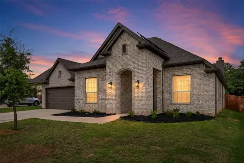 1068 Wildwood Dr, Joshua, TX 76058