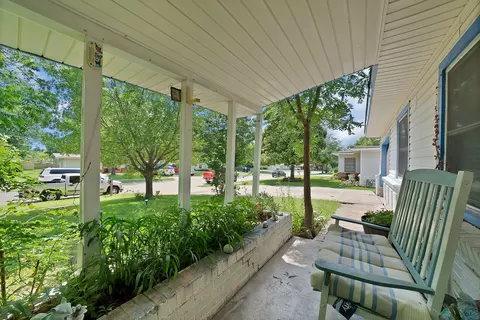 605 Biggs Ter, Arlington, TX 76010